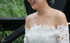 打美女屁股打到红gif动态图